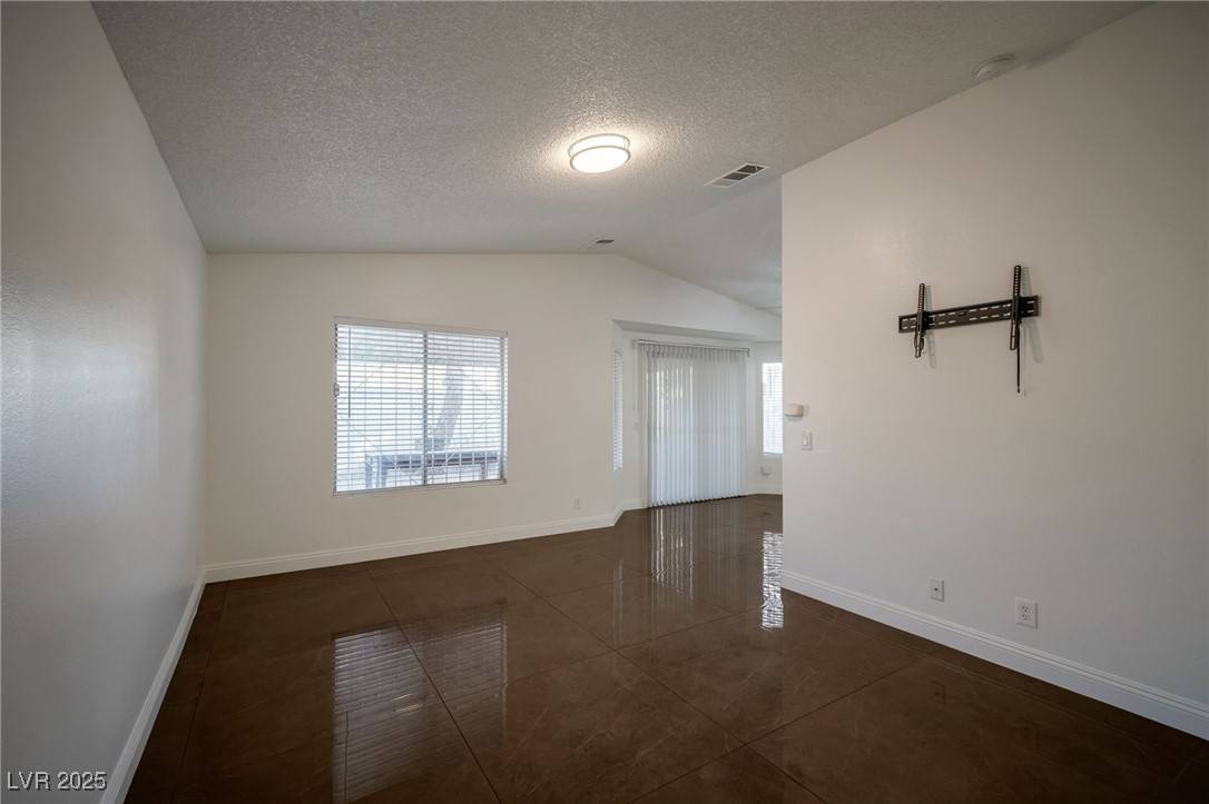 Las Vegas, NV 89142,1224 Pleasant Brook ST