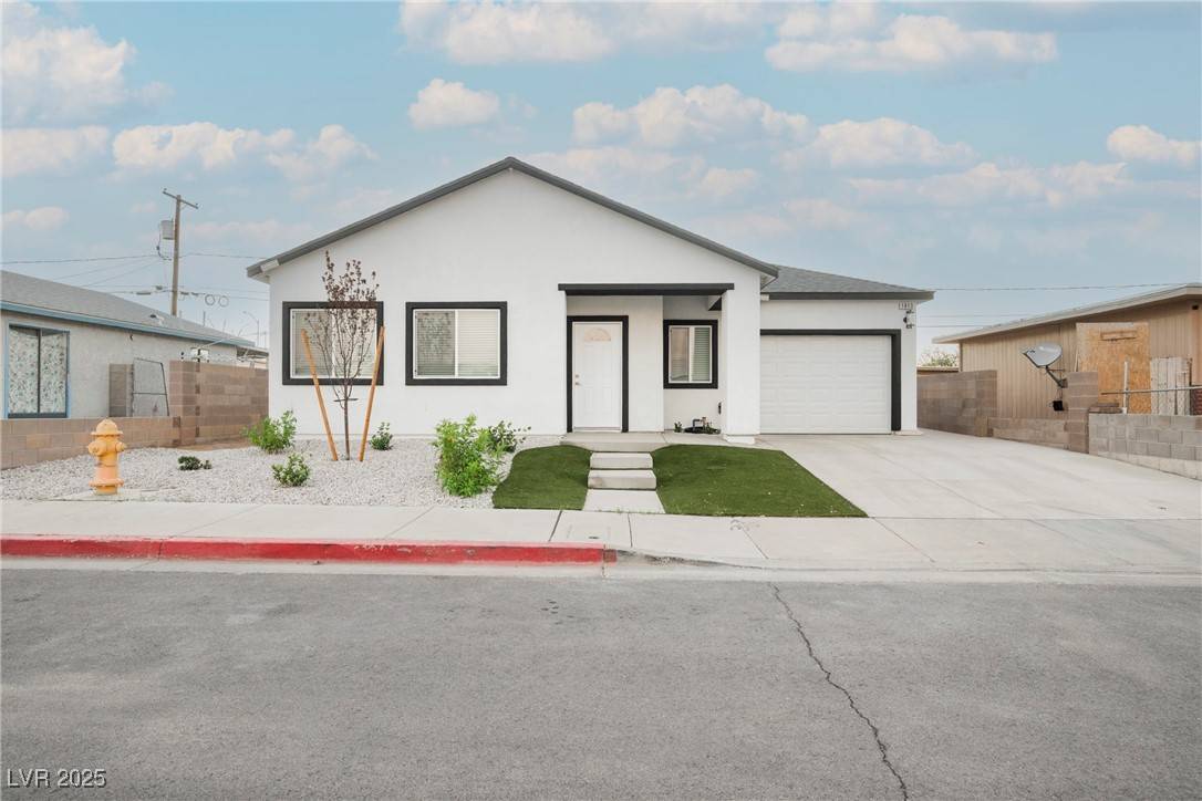 Henderson, NV 89011,1813 Evelyn AVE