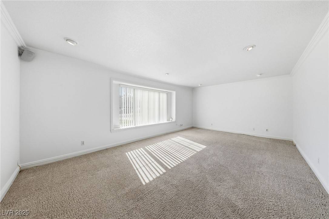 Las Vegas, NV 89120,5503 Fire Island DR