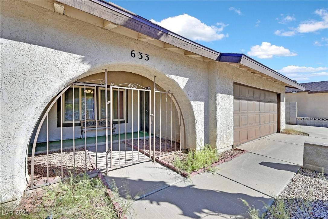 Henderson, NV 89002,633 Severn ST