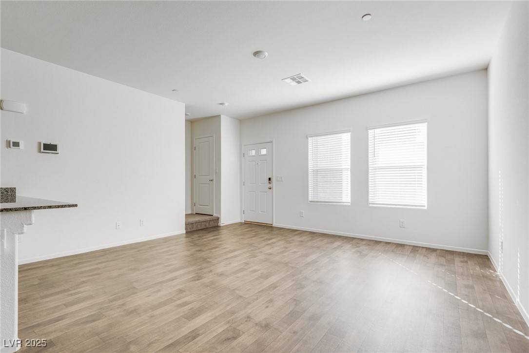 Las Vegas, NV 89139,7463 Mountain Ledge ST