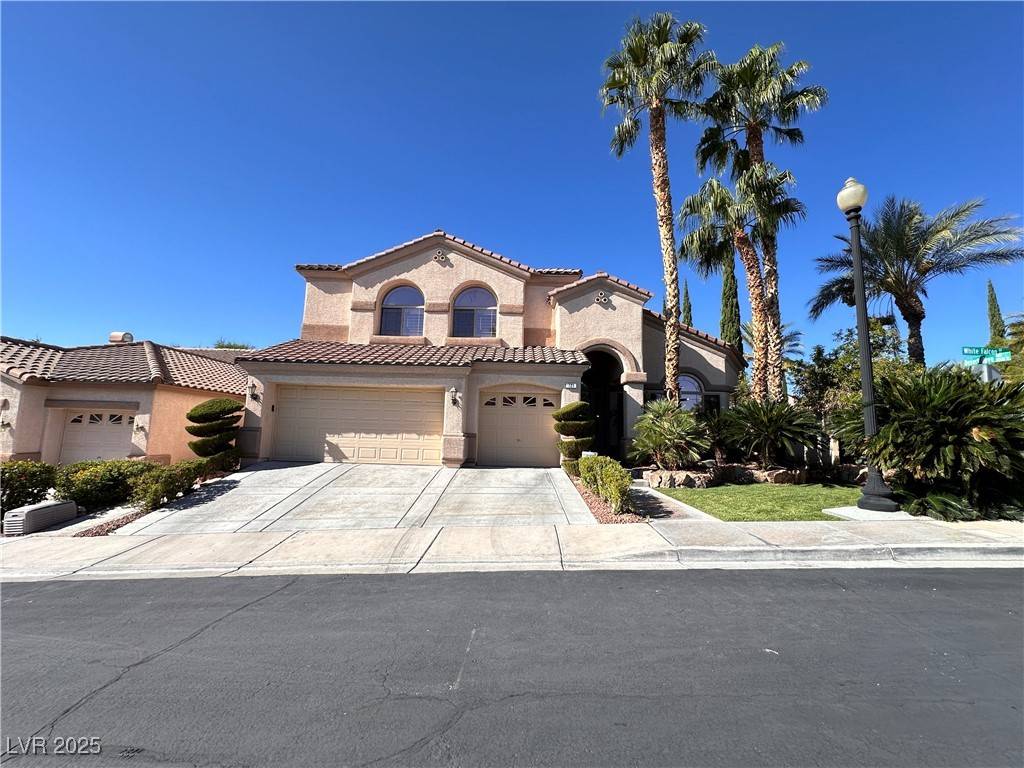 Las Vegas, NV 89144,721 White Falcon ST