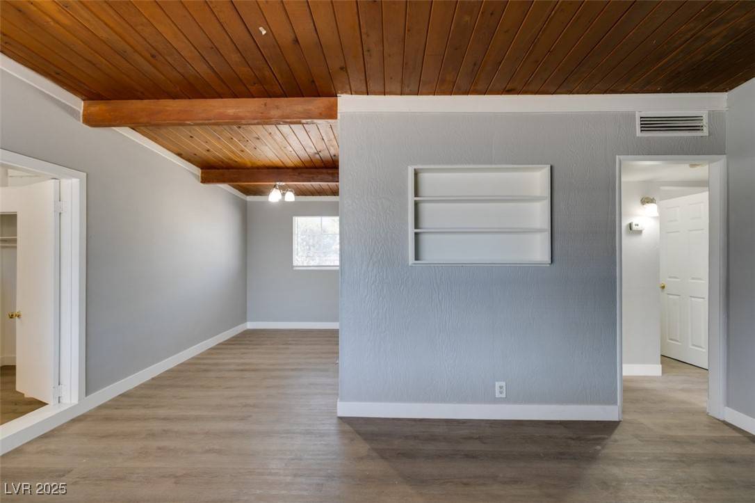 Las Vegas, NV 89107,605 Stanford ST