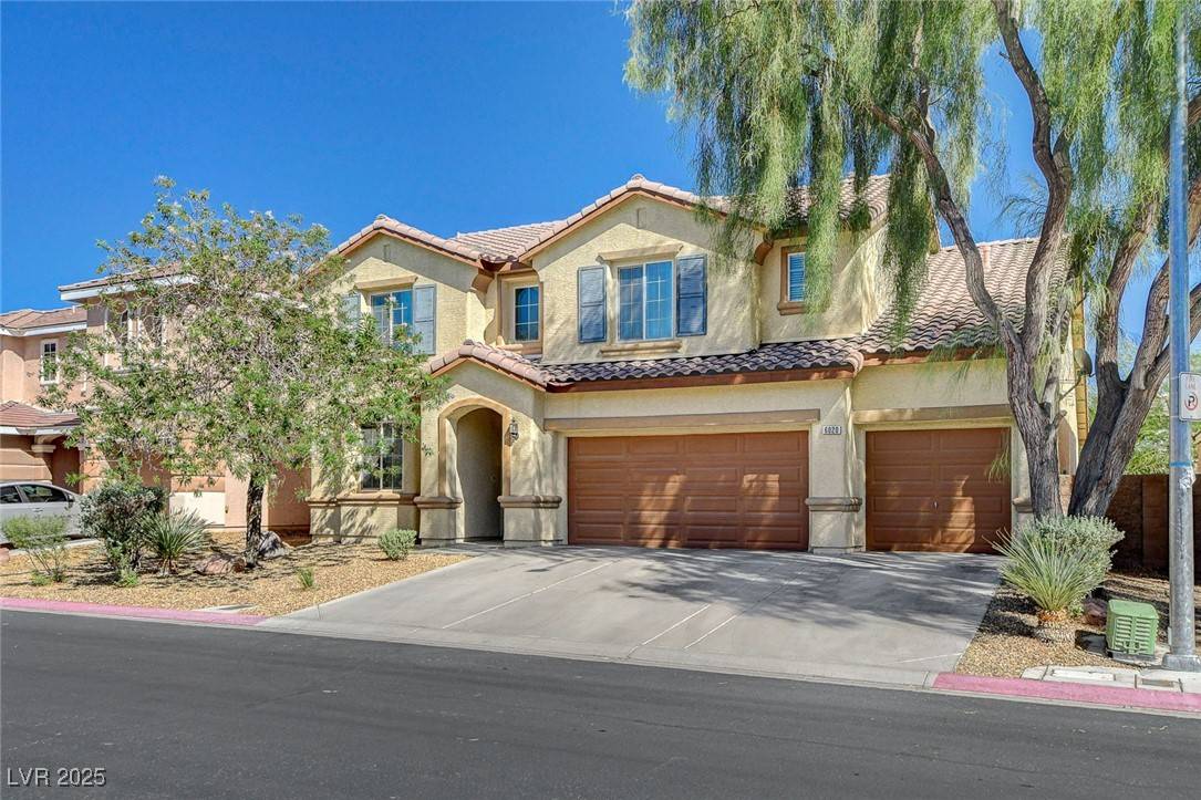 North Las Vegas, NV 89081,6020 Old Vines ST