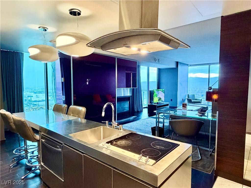 Las Vegas, NV 89103,4381 W Flamingo RD #2821