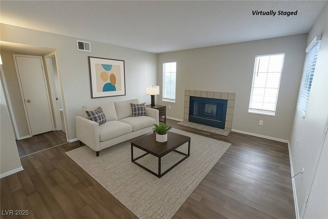 Las Vegas, NV 89115,1943 Dwarf Star DR #1022