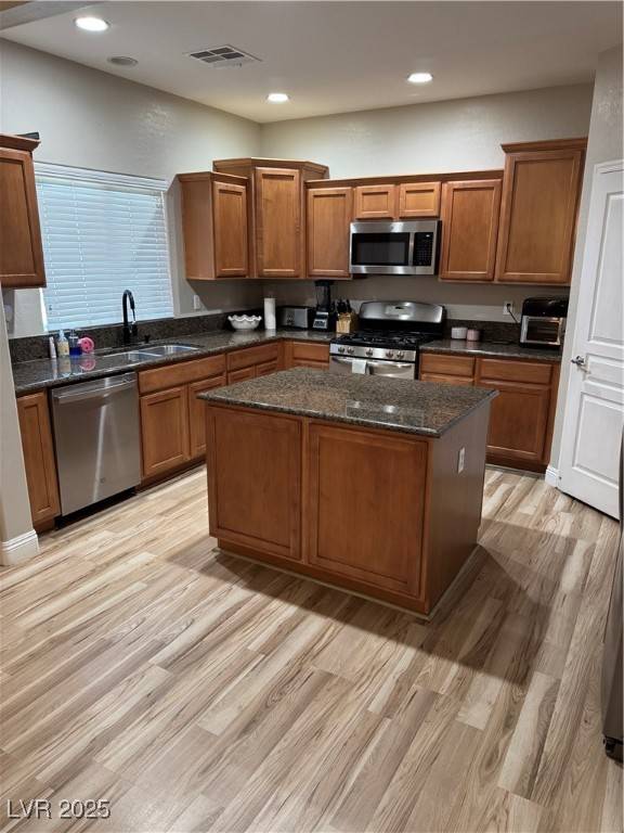 Las Vegas, NV 89130,5522 Porcupine Rim ST