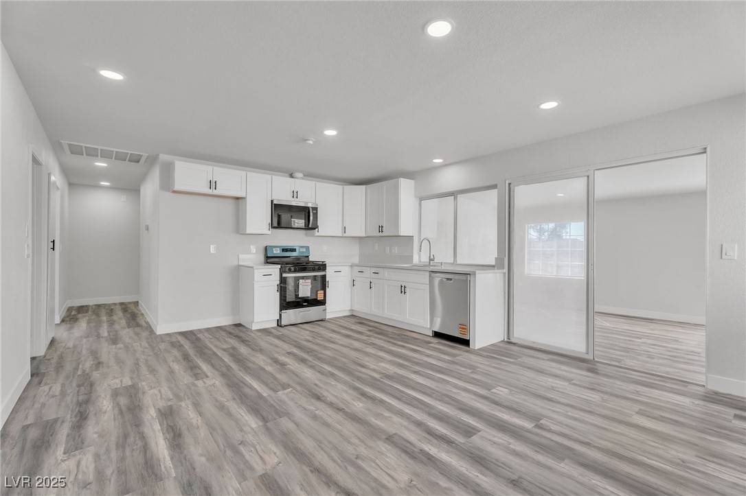 Las Vegas, NV 89147,7225 Bridgeview AVE