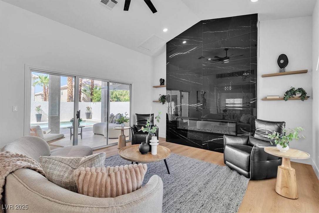 Las Vegas, NV 89129,7736 Crenshaw WAY
