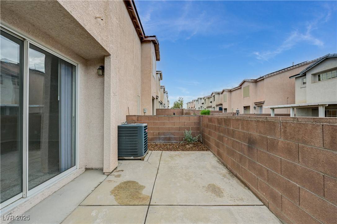 Las Vegas, NV 89142,2041 Cary Grant CT