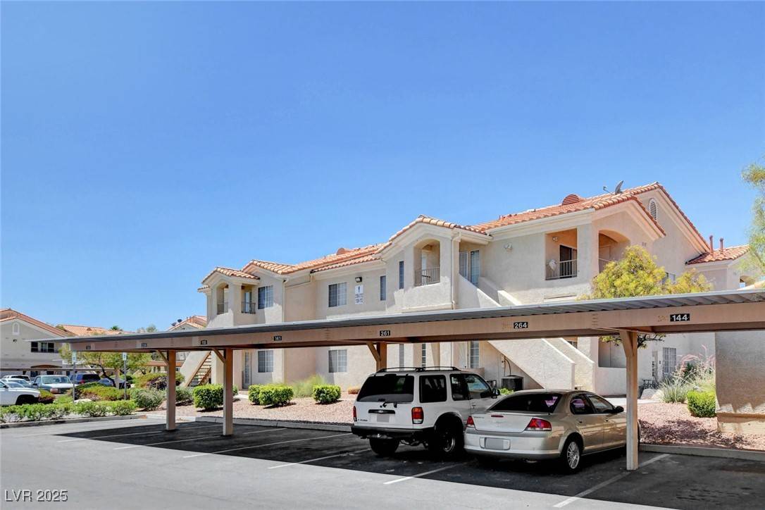 North Las Vegas, NV 89032,1881 W Alexander RD #1110