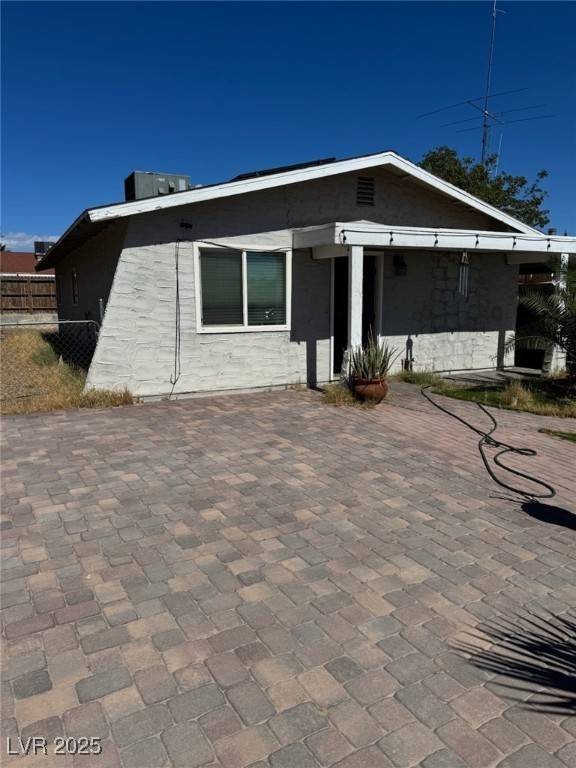 North Las Vegas, NV 89030,2810 Equador CT