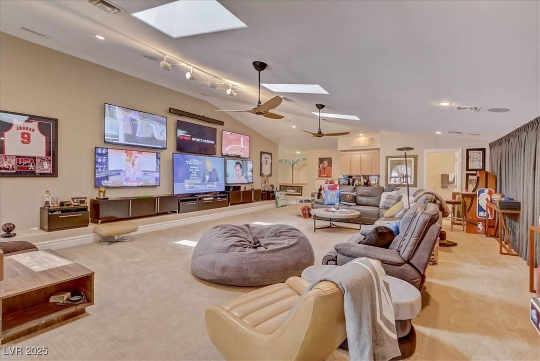 Las Vegas, NV 89107,2500 Wimbledon DR