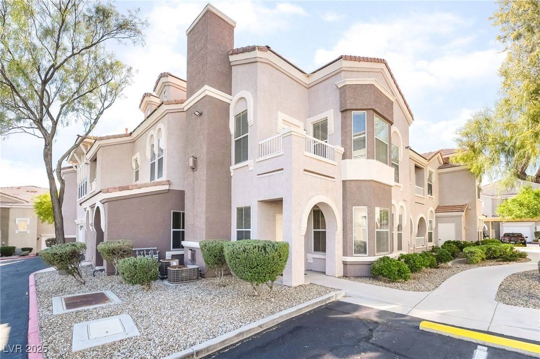 Las Vegas, NV 89147,9975 Peace WAY #1034