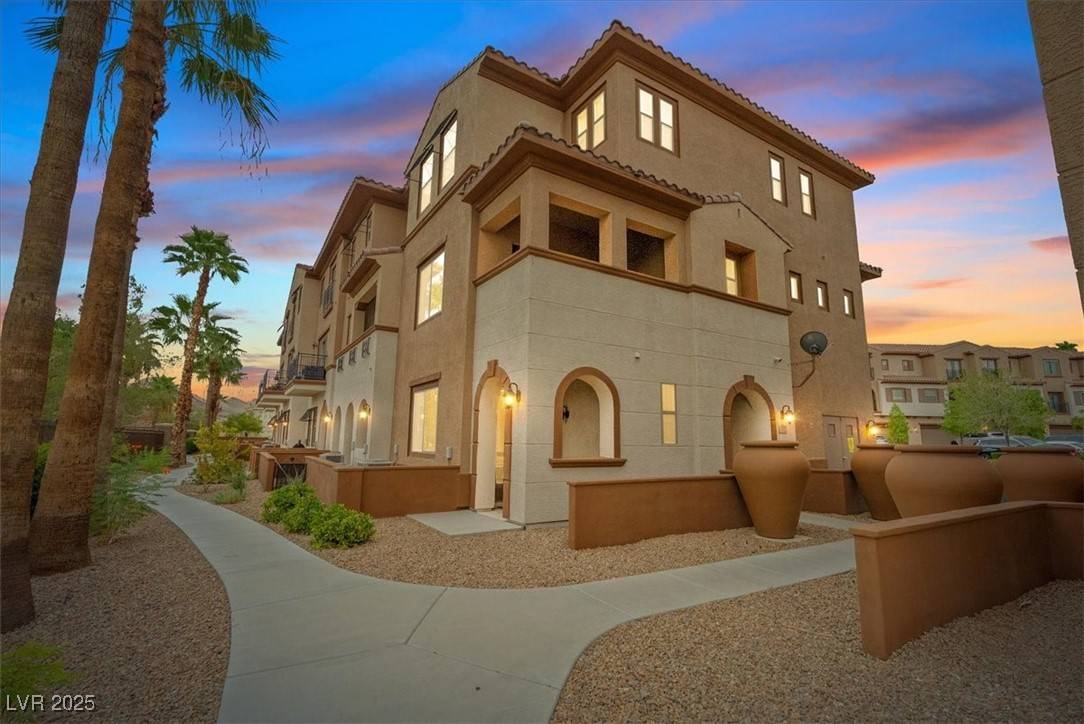 Henderson, NV 89011,1069 VIA PRATO LN