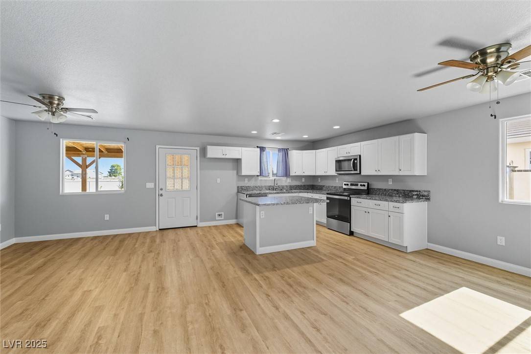 Pahrump, NV 89048,100 Eton ST