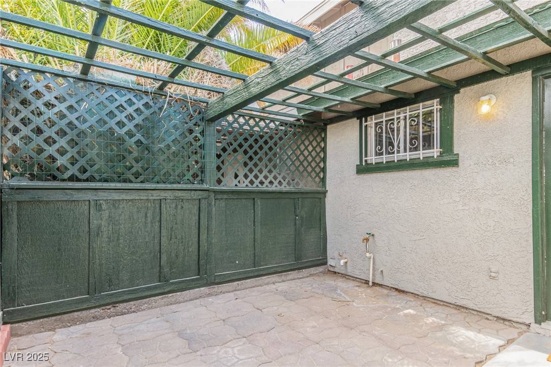 Henderson, NV 89014,557 Chelsea DR