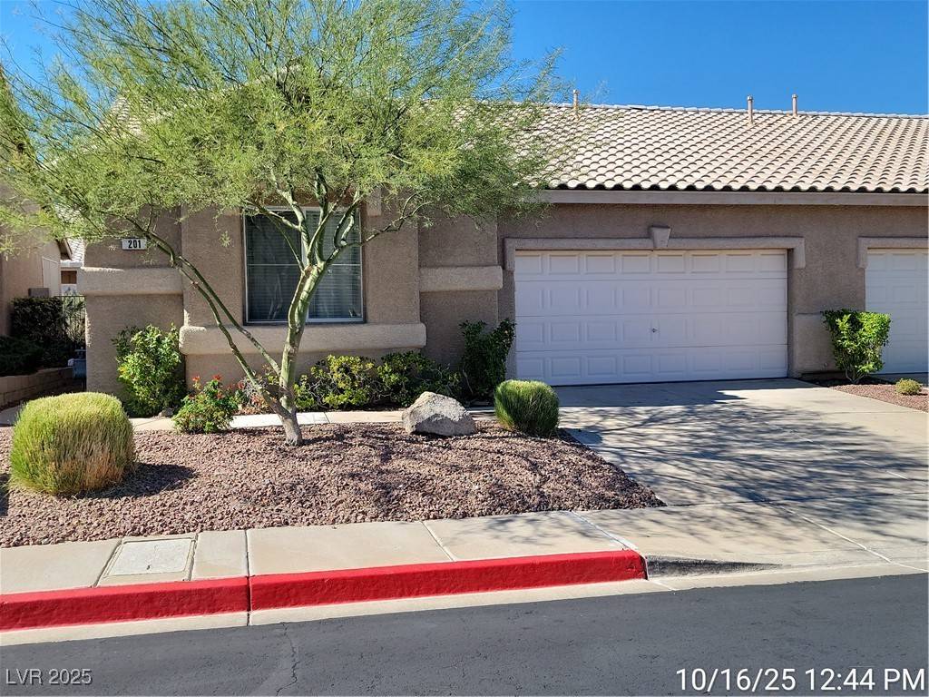 Henderson, NV 89074,201 Crown Imperial ST