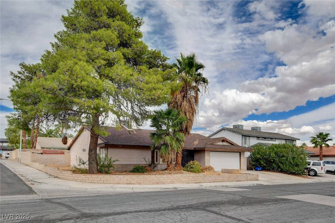 Las Vegas, NV 89120,3862 Boca Chica AVE
