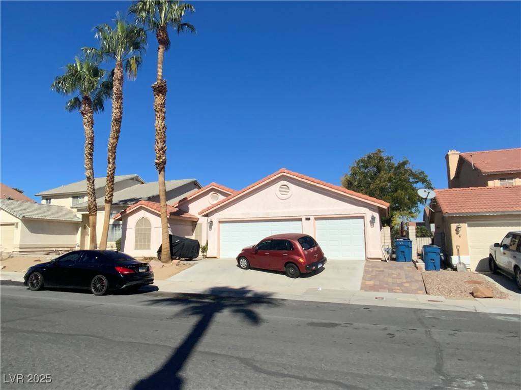 Las Vegas, NV 89108,6576 Goldencreek WAY
