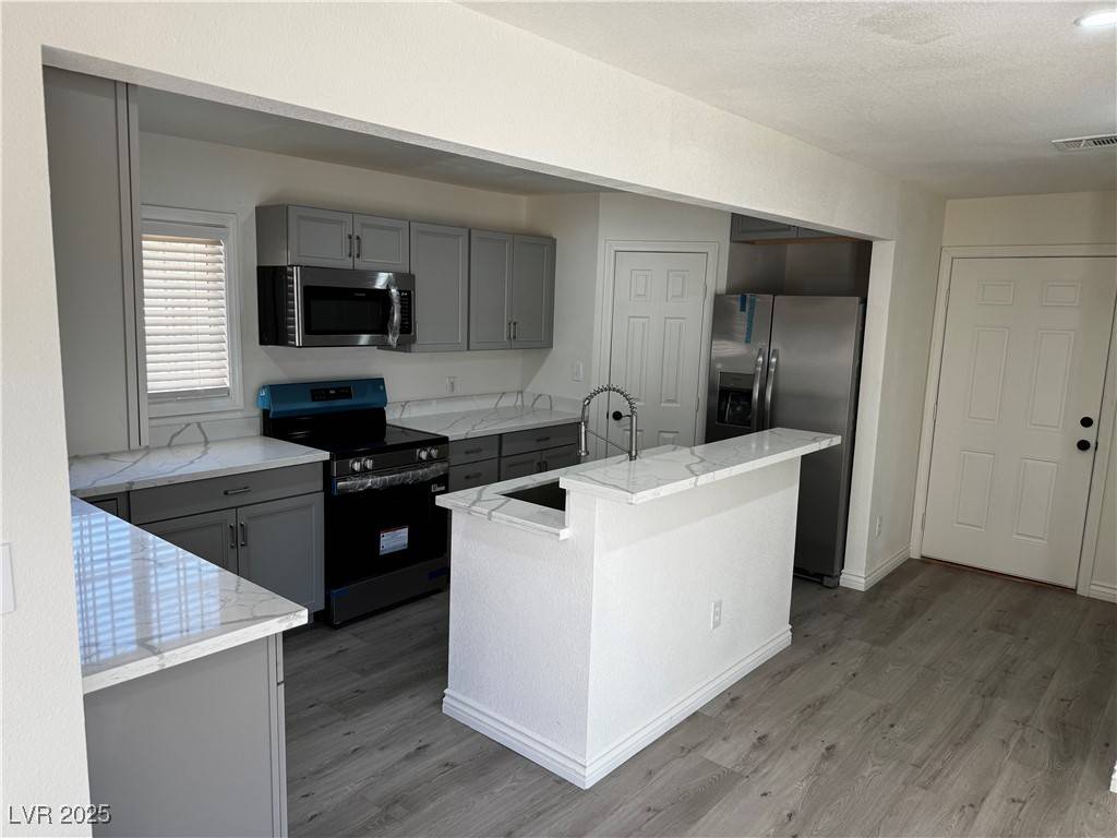 Las Vegas, NV 89101,1711 Lewis AVE