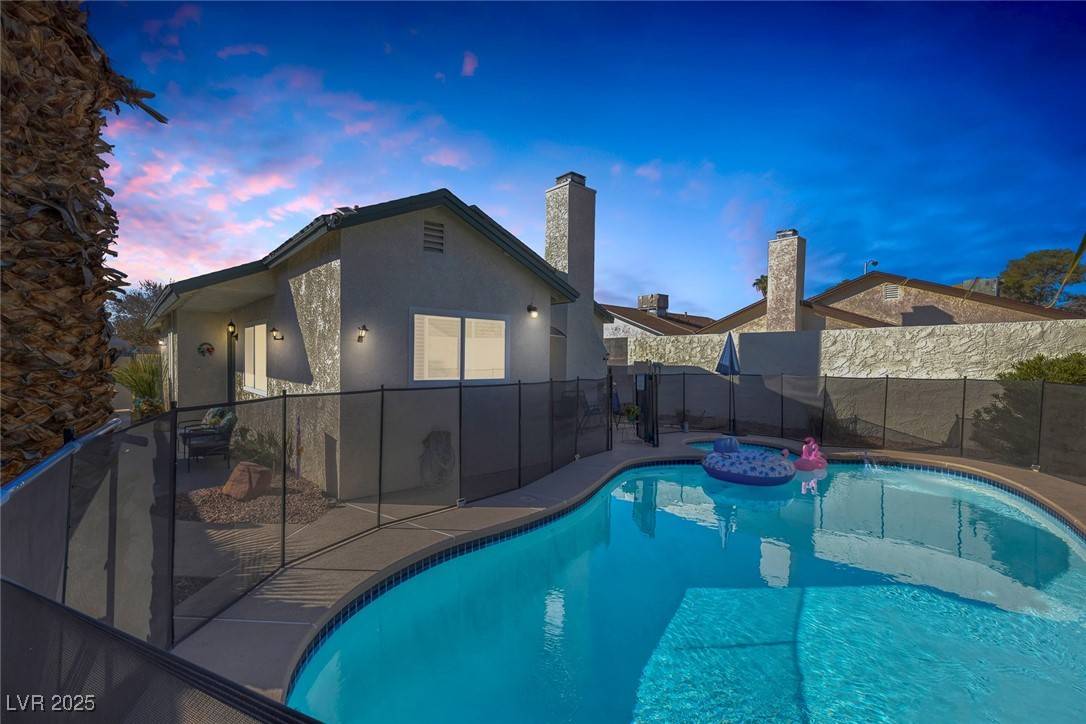 Las Vegas, NV 89103,6850 Mangrum CIR