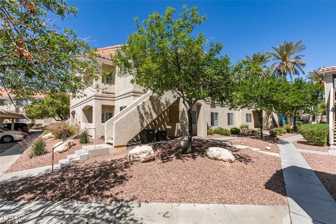 North Las Vegas, NV 89032,1881 W Alexander RD #2079