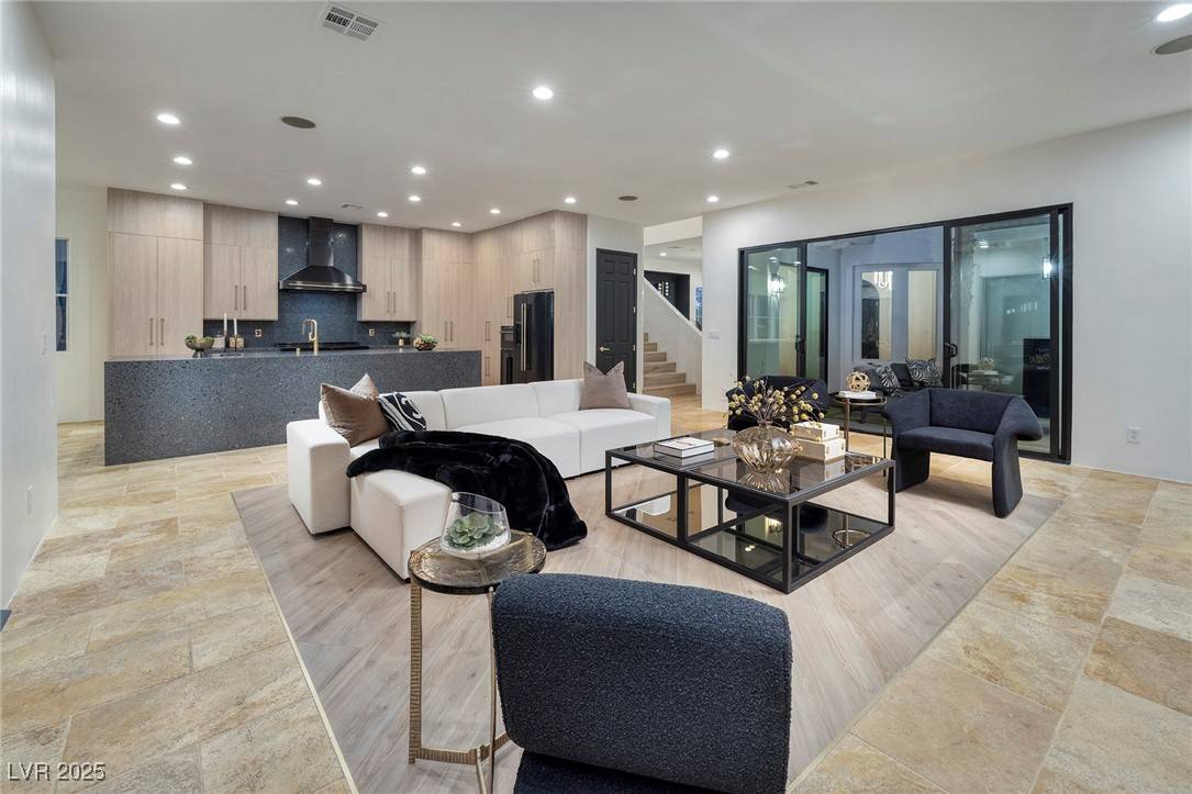 Henderson, NV 89012,1459 Foothills Village DR