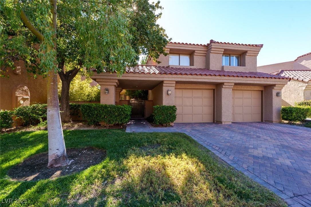 Las Vegas, NV 89113,7737 Spanish Lake DR