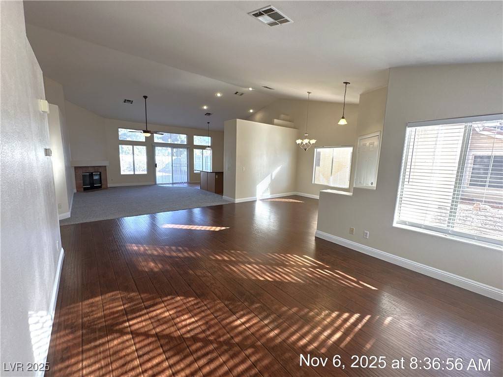 Las Vegas, NV 89122,6052 Annmillie AVE