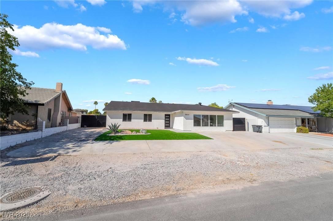 Las Vegas, NV 89108,5500 Avenida Vaquero