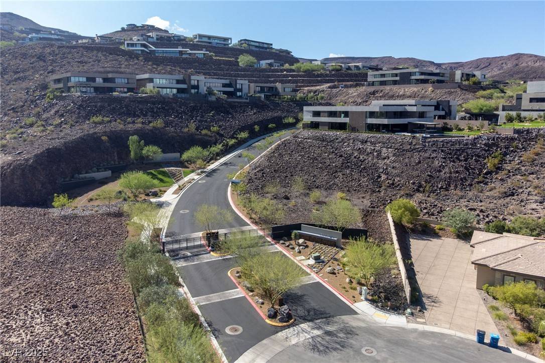 Henderson, NV 89012,Obsidian Rock