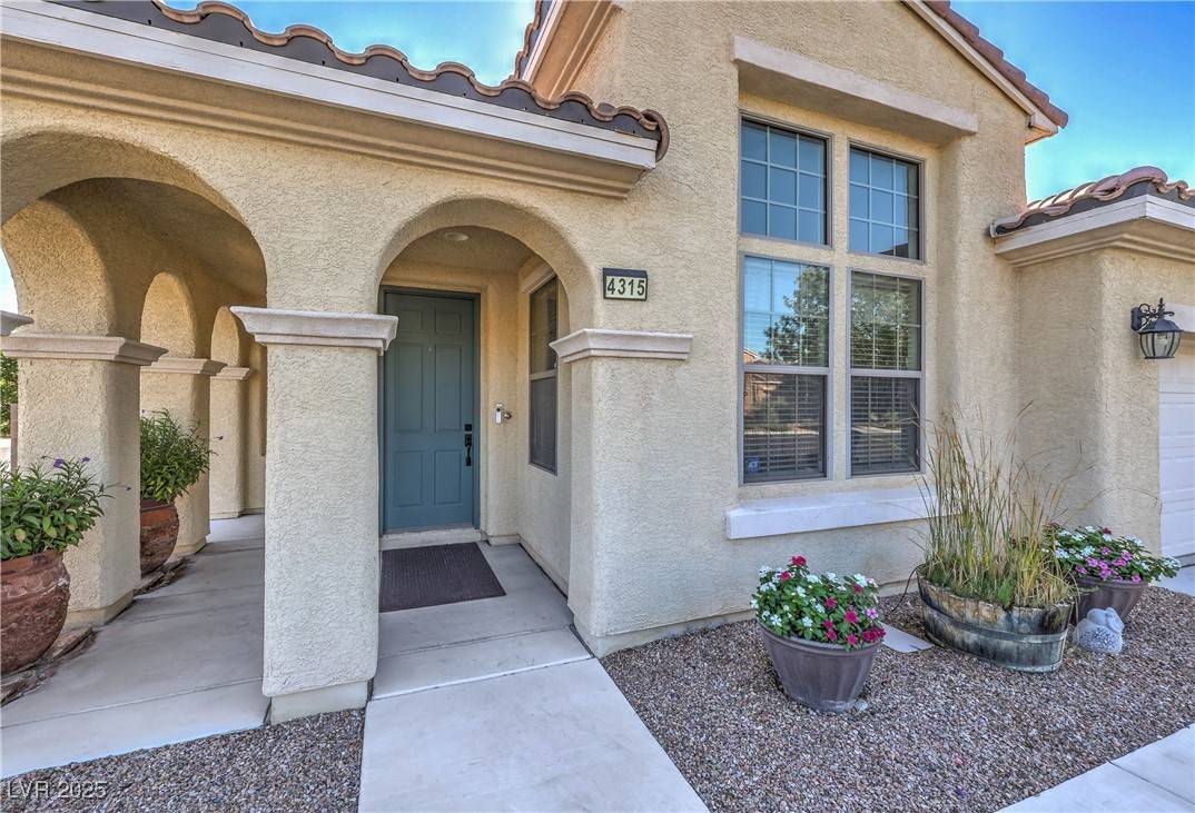 North Las Vegas, NV 89085,4315 Oasis Plains AVE