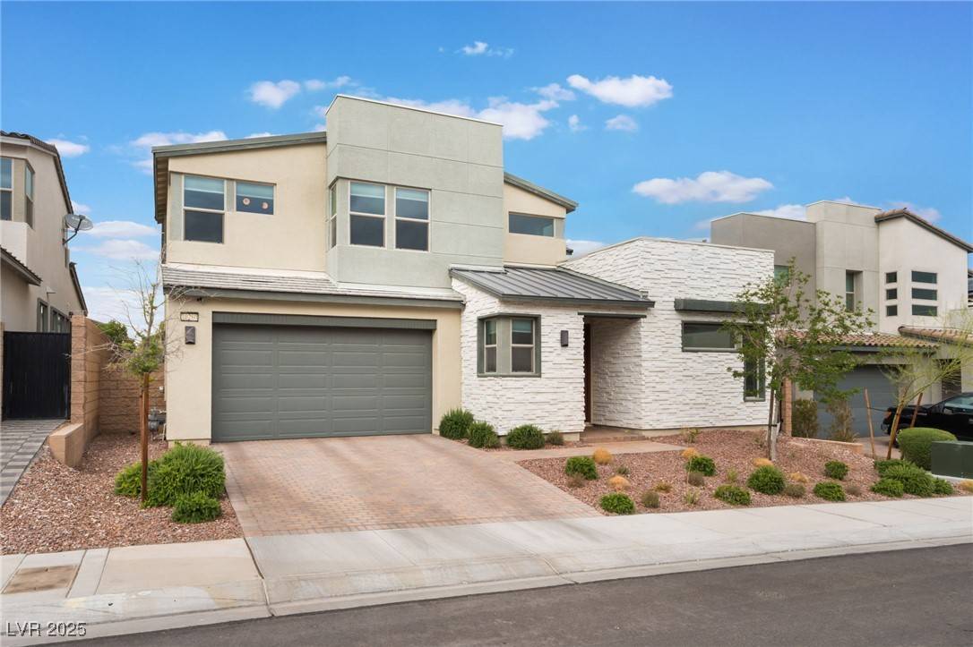 Las Vegas, NV 89166,10280 Midnight Meteor AVE