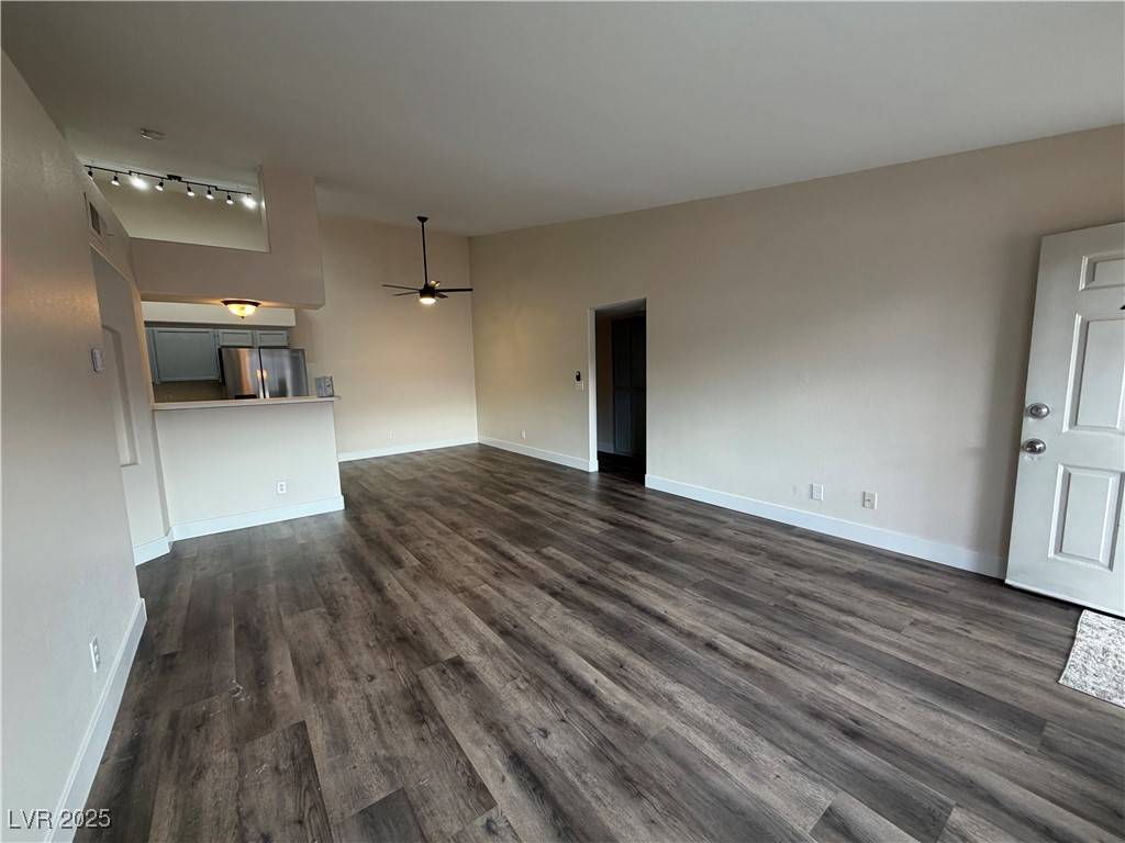 Henderson, NV 89014,1575 W Warm Springs RD #2421