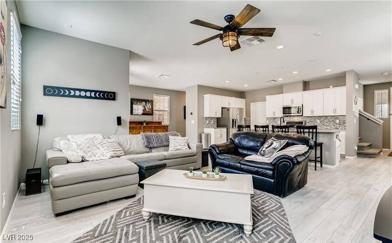 Las Vegas, NV 89179,10925 Prudhoe Bay ST