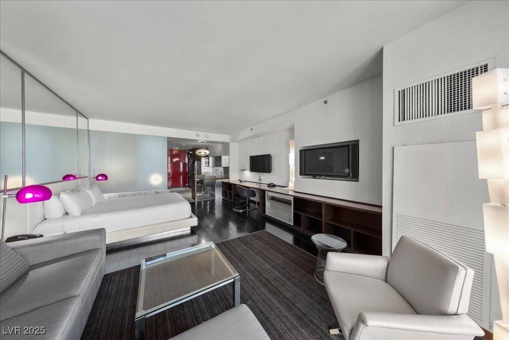Las Vegas, NV 89103,4381 W FLAMINGO RD #8312