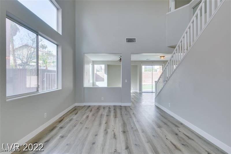 Las Vegas, NV 89147,9522 Windborne AVE