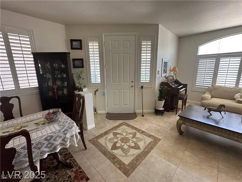 Las Vegas, NV 89117,8337 Ruby Heights AVE