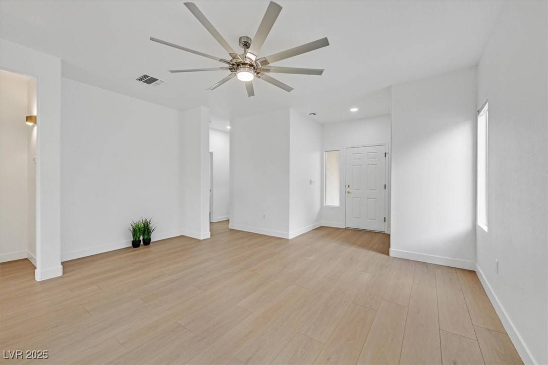 Henderson, NV 89012,2090 Desert Woods DR