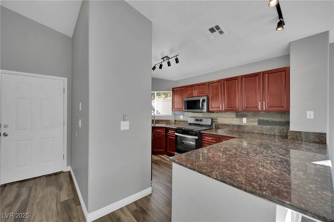 Las Vegas, NV 89145,549 Yacht Harbor DR