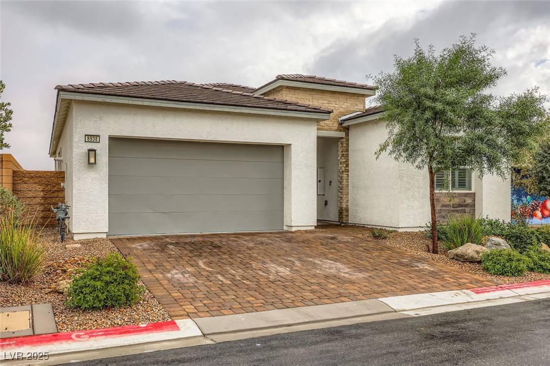 Las Vegas, NV 89166,8938 Skye Canyon Ranch ST