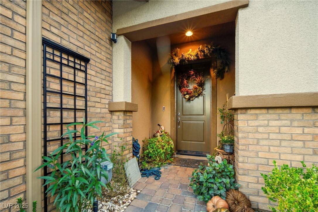 Las Vegas, NV 89135,5677 Garriga DR