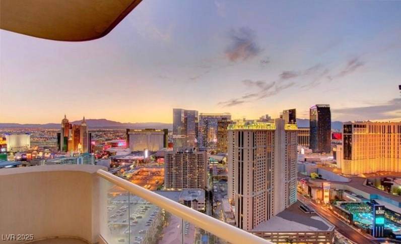 Las Vegas, NV 89109,145 HARMON AVE #801