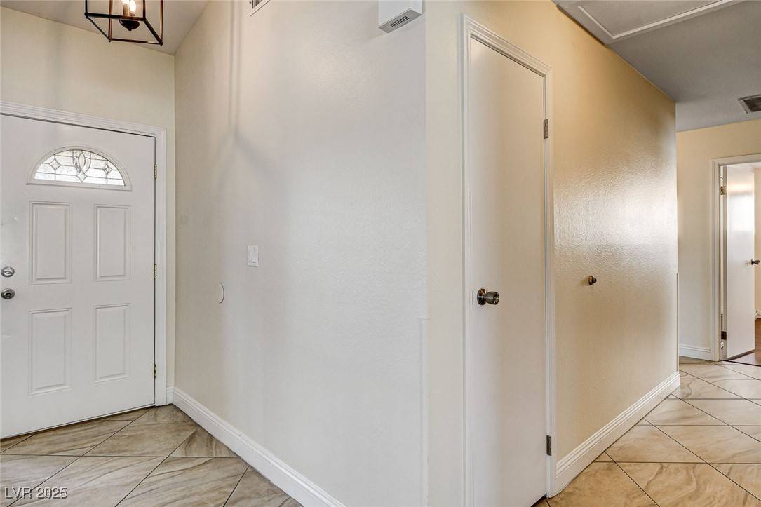 Las Vegas, NV 89108,3621 Broxburn ST