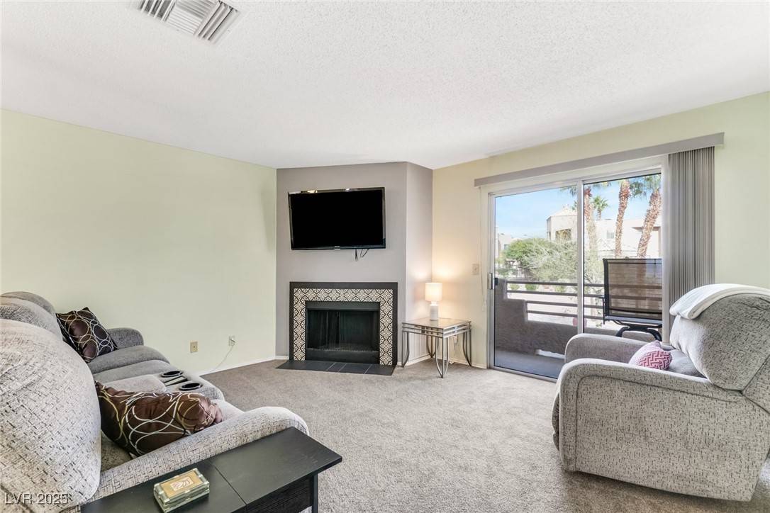 Laughlin, NV 89029,2221 Bay Club DR #202