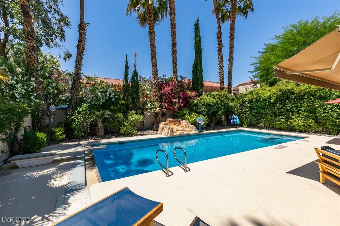 Las Vegas, NV 89113,5133 Southern Hills LN