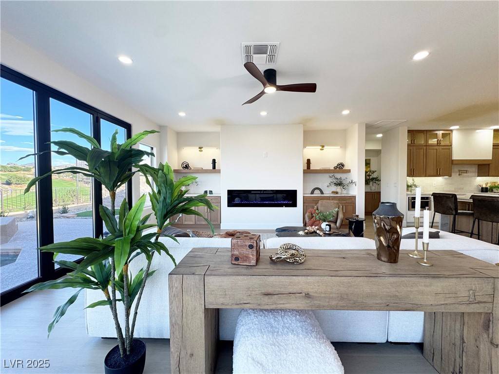 Henderson, NV 89052,2784 Cherrydale Falls DR