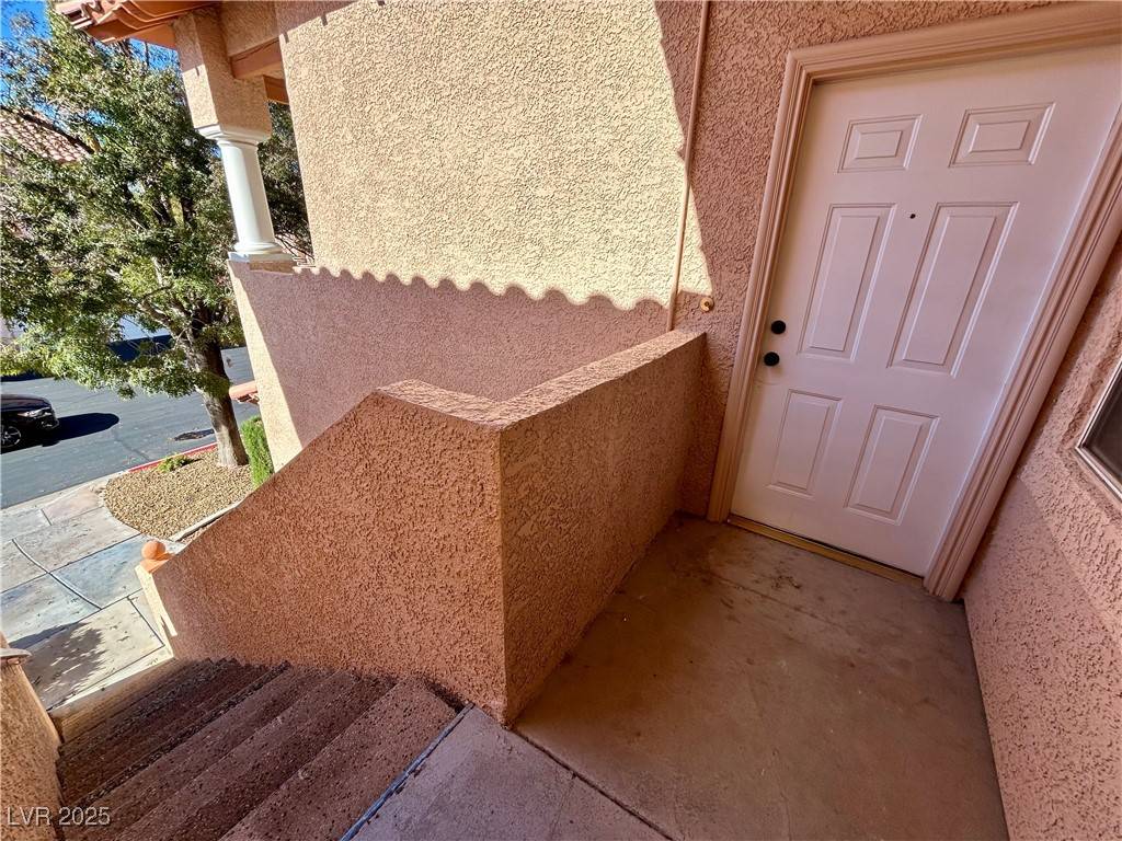 Henderson, NV 89074,2925 Wigwam Pkwy #423