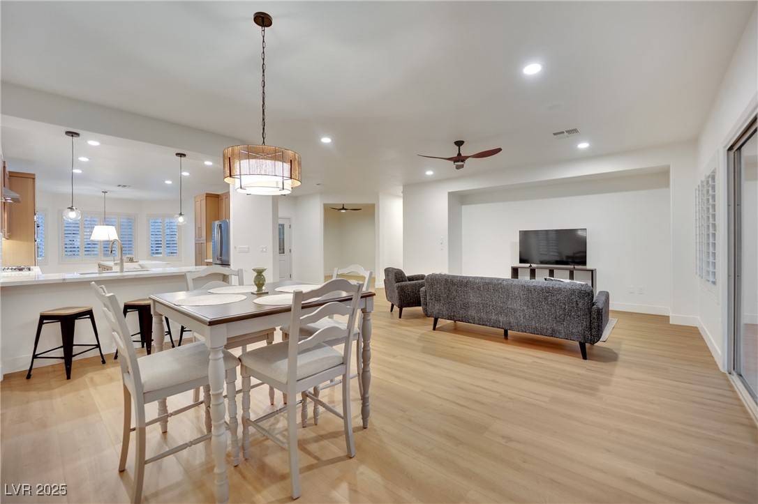 Henderson, NV 89052,1668 Wellington Springs AVE